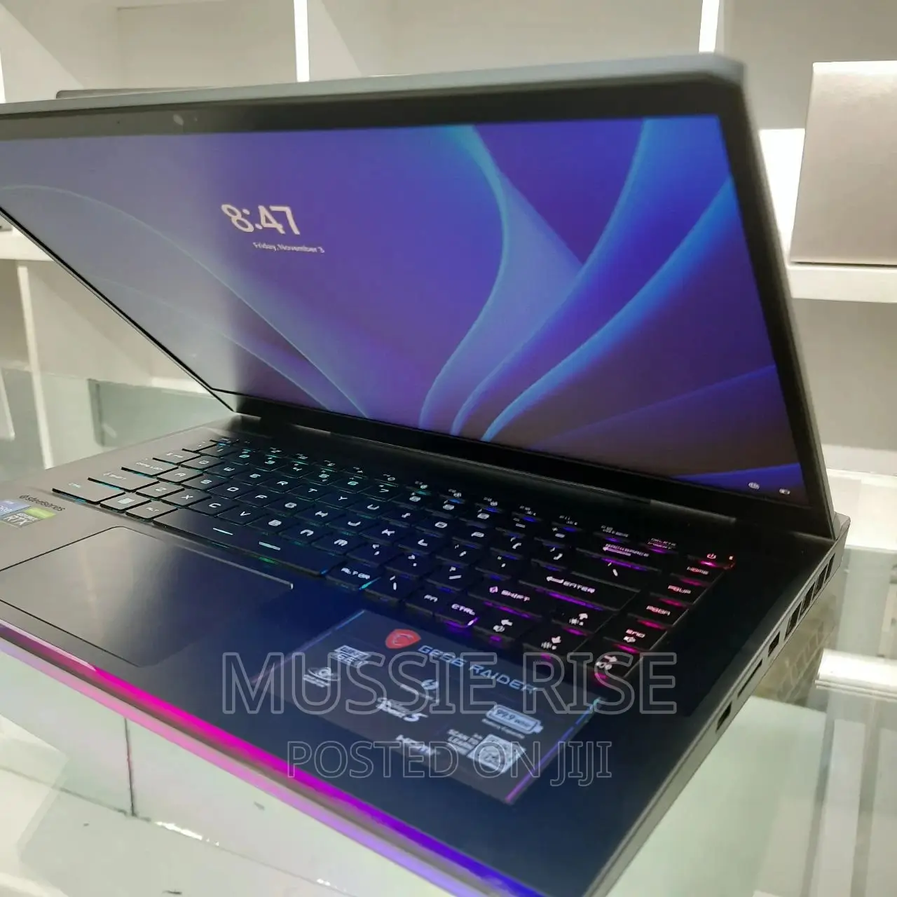 New Laptop MSI GE66 Raider 16GB Intel Core I7 SSD 1T