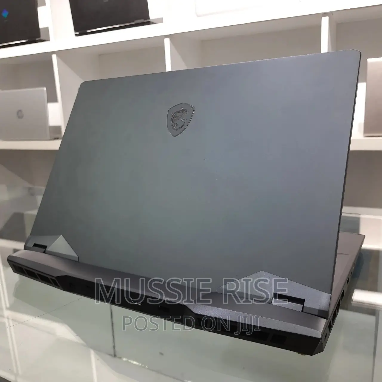 New Laptop MSI GE66 Raider 16GB Intel Core I7 SSD 1T