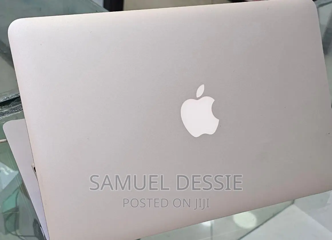 Laptop Apple MacBook Air 2013 2GB Intel Core I5 SSD 60GB