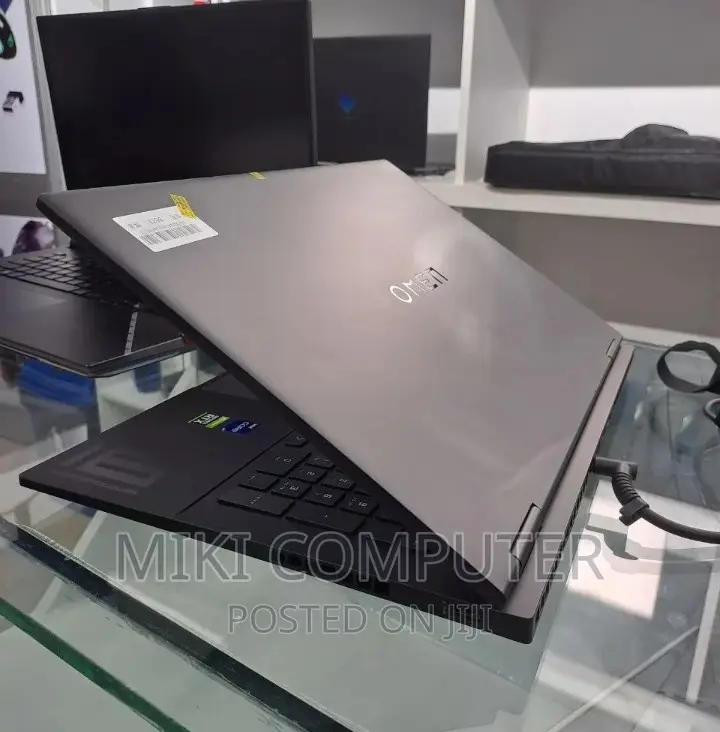 New Laptop HP Omen 16 16GB Intel Core i9 SSD 1T
