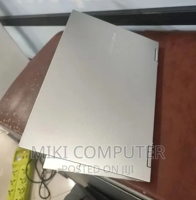 New Laptop Asus VivoBook 15 X505BA 8GB Intel Core I5 SSD 512GB