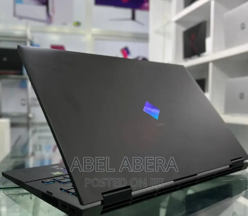 New Laptop HP Omen 17 16GB Intel Core I7 SSD 1T