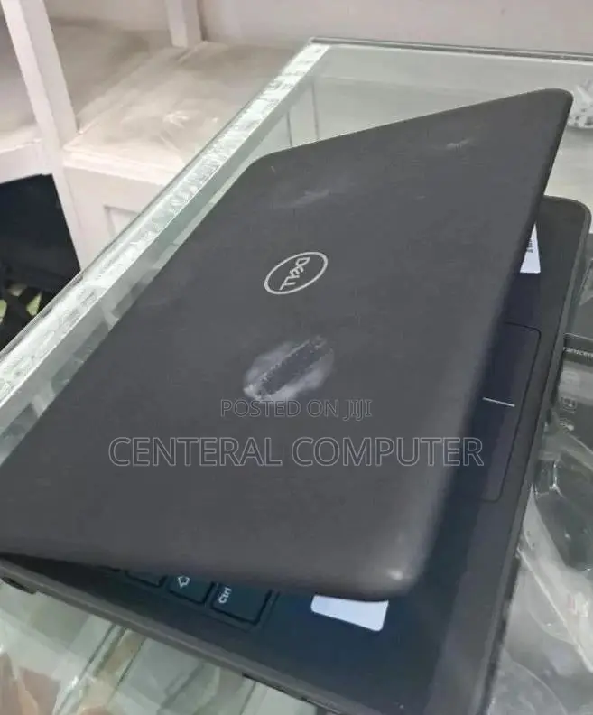 New Laptop Dell Latitude 3180 8GB Intel Core i5 SSD 128GB