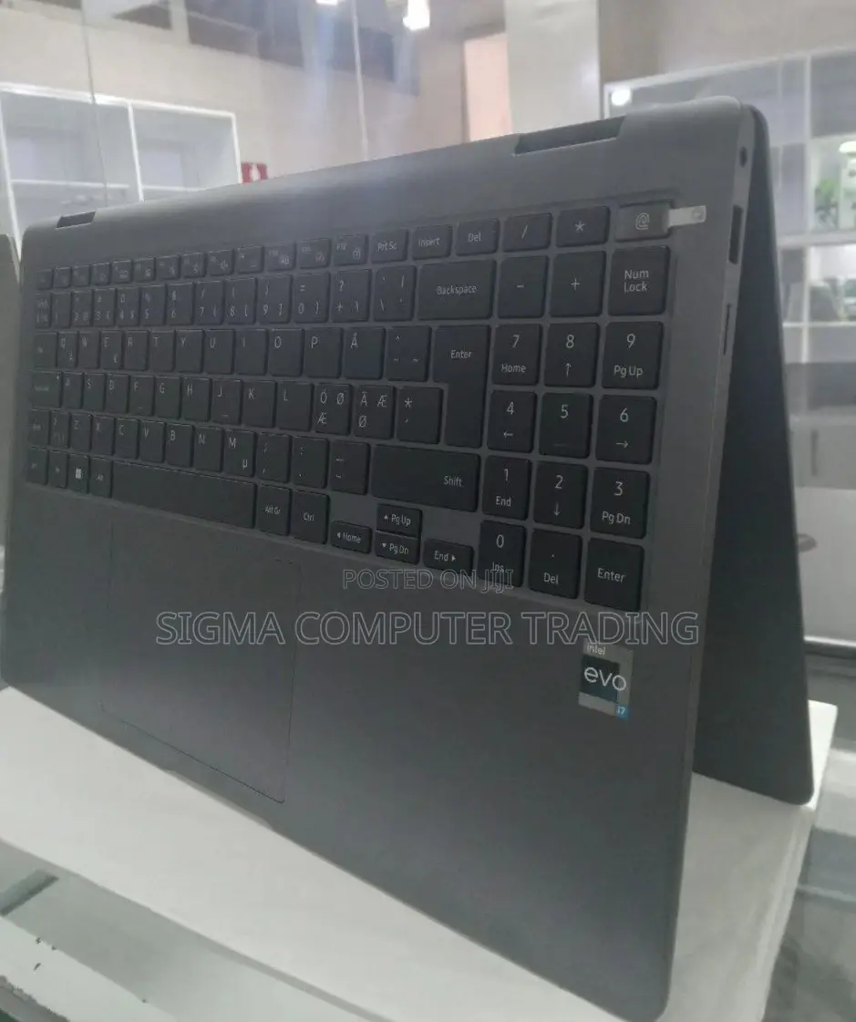 New Laptop Samsung NP-X360 16GB Intel Core I7 SSD 512GB