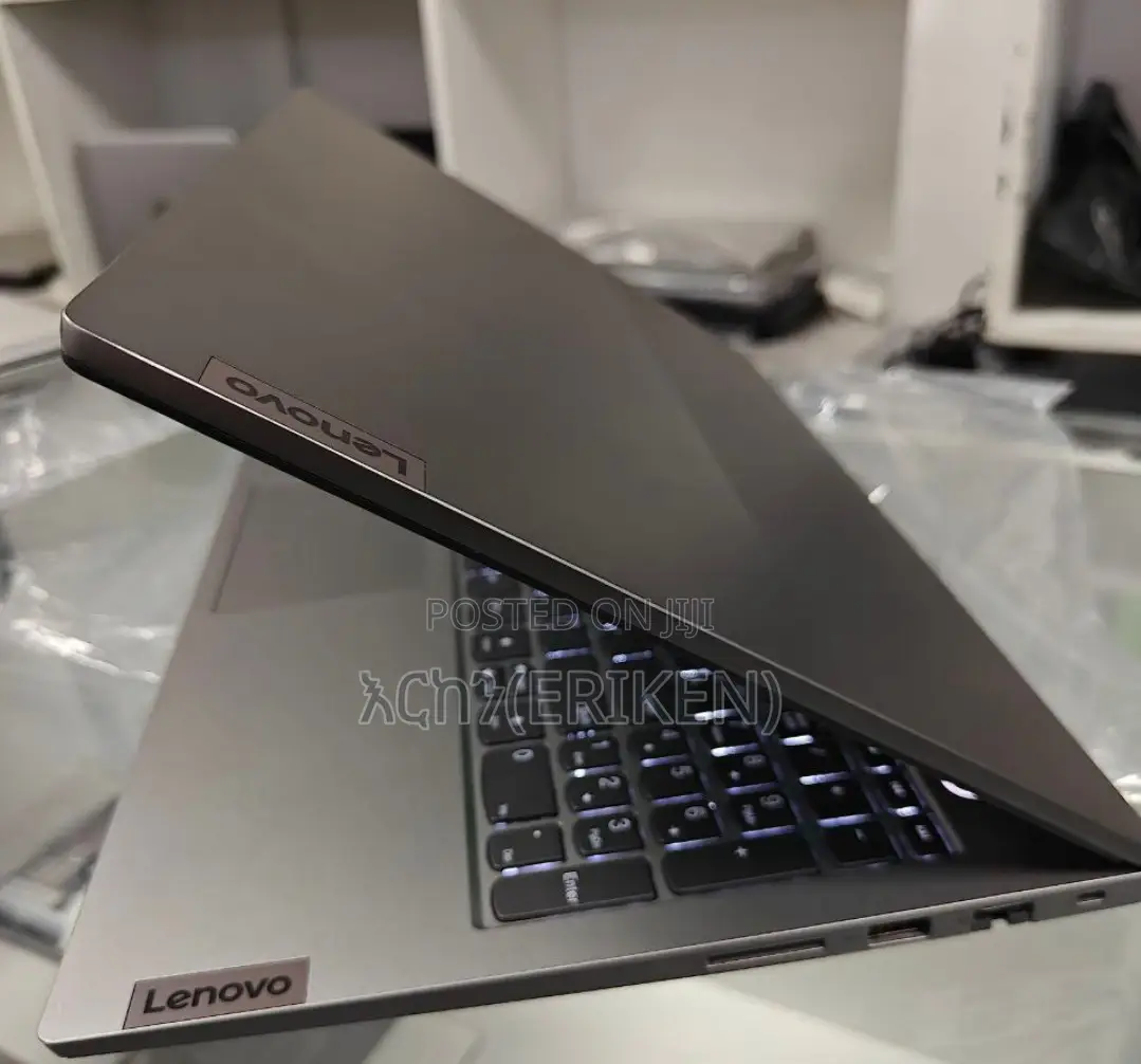 New Laptop Lenovo Thinkbook 14 16GB AMD Ryzen 7 SSD 512GB