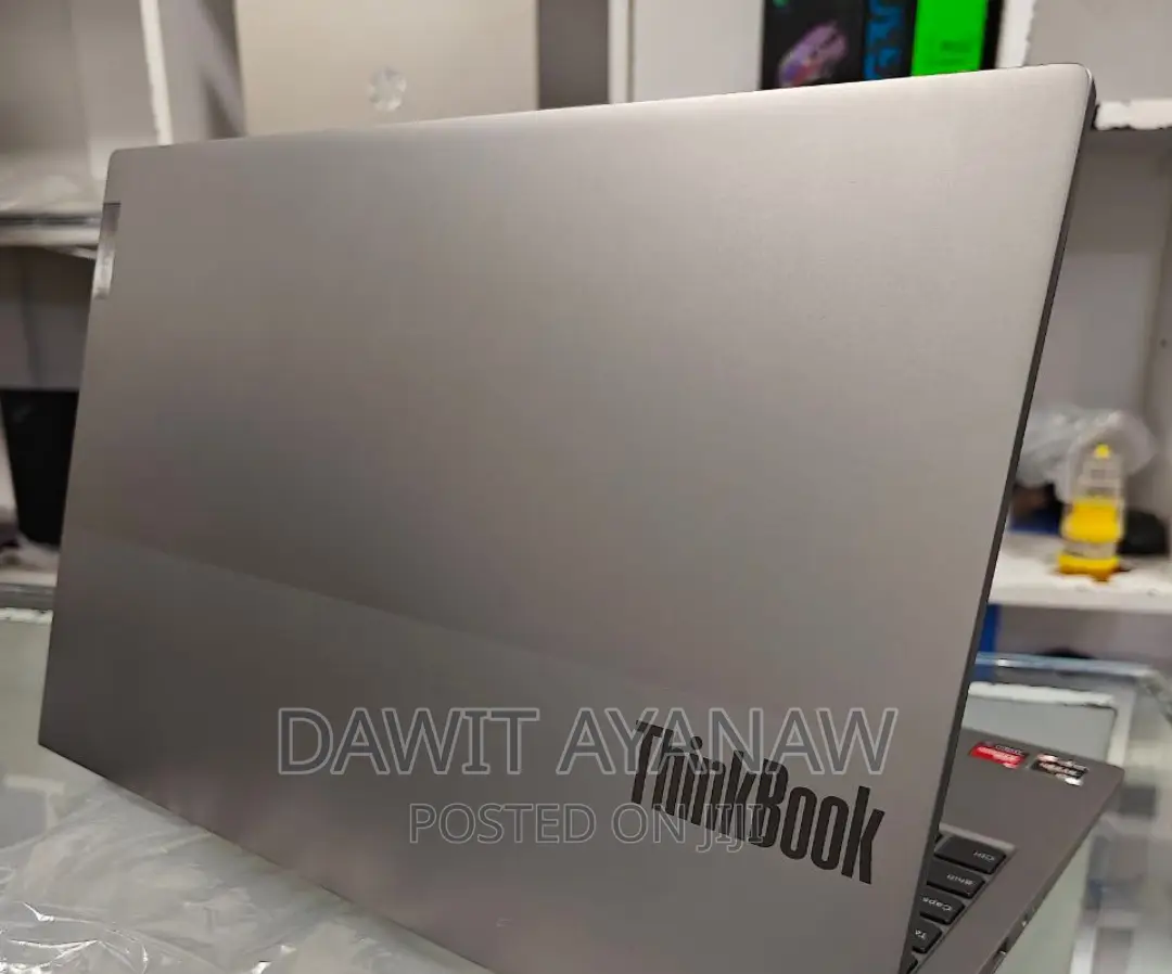 New Laptop Lenovo 16GB AMD Ryzen 7 SSD 512GB