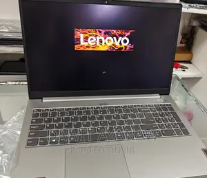 New Laptop Lenovo 16GB AMD Ryzen 7 SSD 512GB
