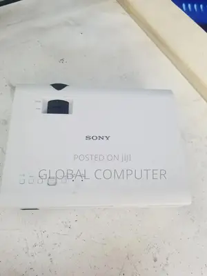 Photo - Brand New EPSON Projector Dx 100 Model