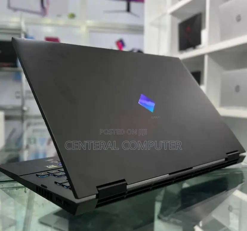 New Laptop HP Omen X 17t 16GB Intel Core I7 SSD 1T