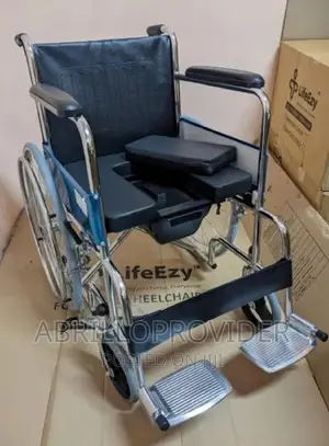 Commode Wheelchair Full Seatፖፖ ያለው ዌልቸር /Wheelchairs