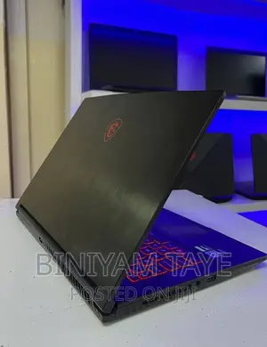 New Laptop MSI GF63 8GB Intel Core I5 SSD 512GB