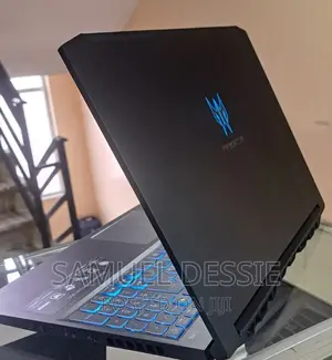 New Laptop Acer Predator Helios 300 16GB Intel Core I7 SSD 512GB