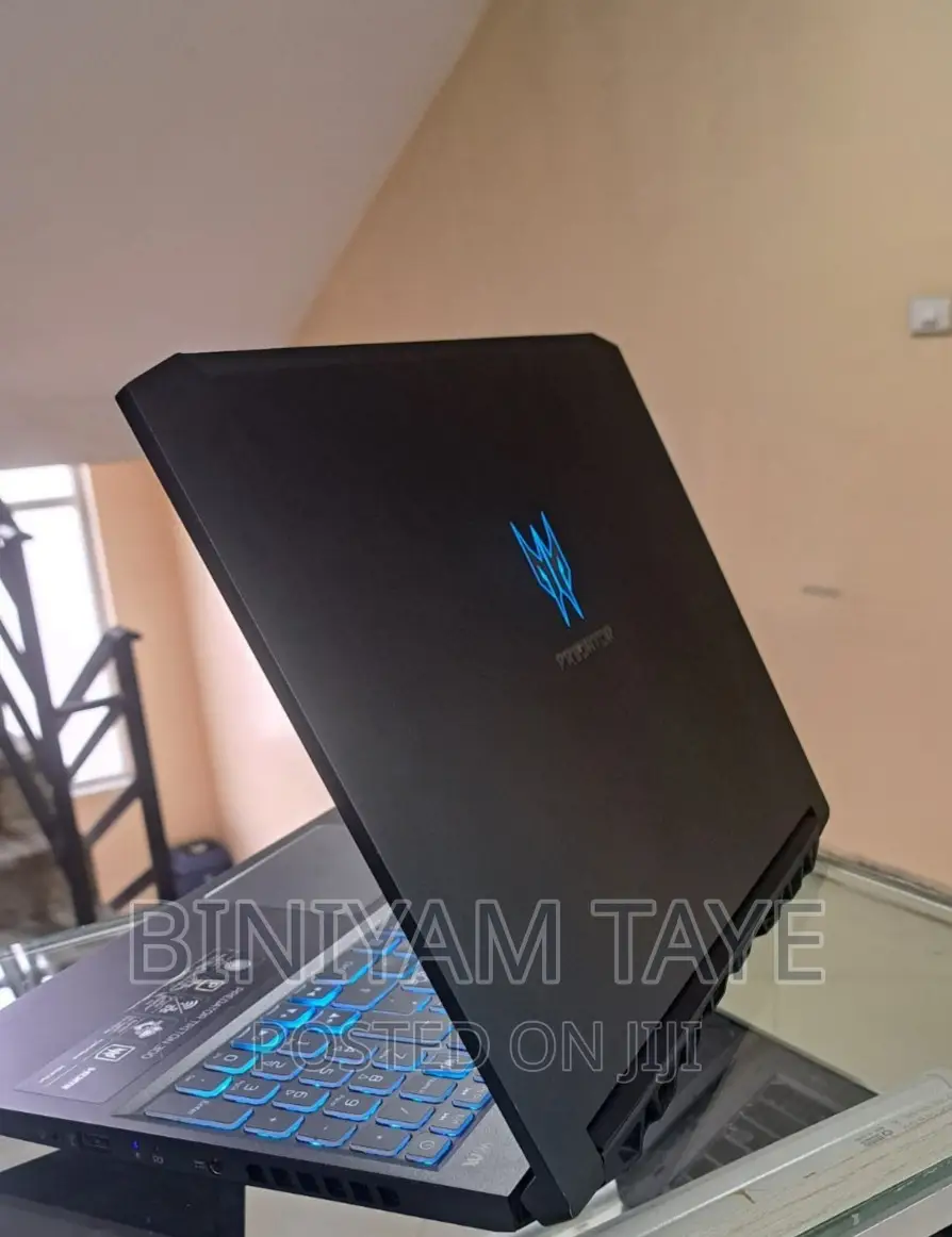 New Laptop Acer Predator Helios 300 16GB Intel Core I7 SSD 512GB