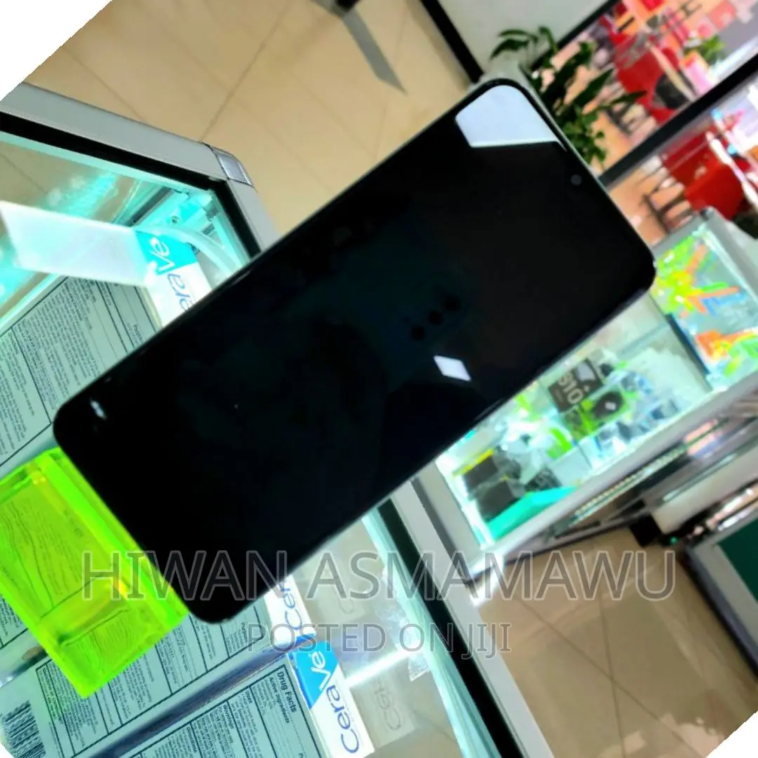 New Samsung Galaxy M13 128 GB Gold