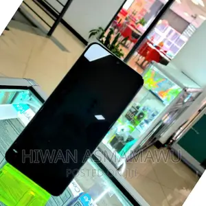 New Samsung Galaxy M13 128 GB Gold