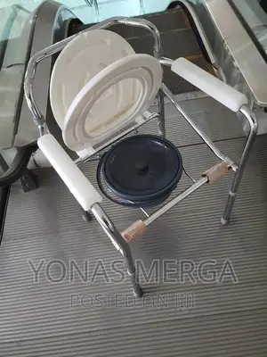 Photo - Durasafe/Commode_chair/Commode_chair/Commode-Chair/Commode-