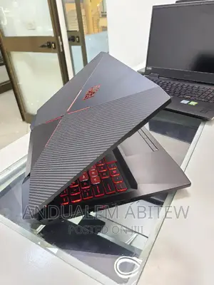 New Laptop HP Omen X 8GB Intel Core I5 SSHD+SSD 1T
