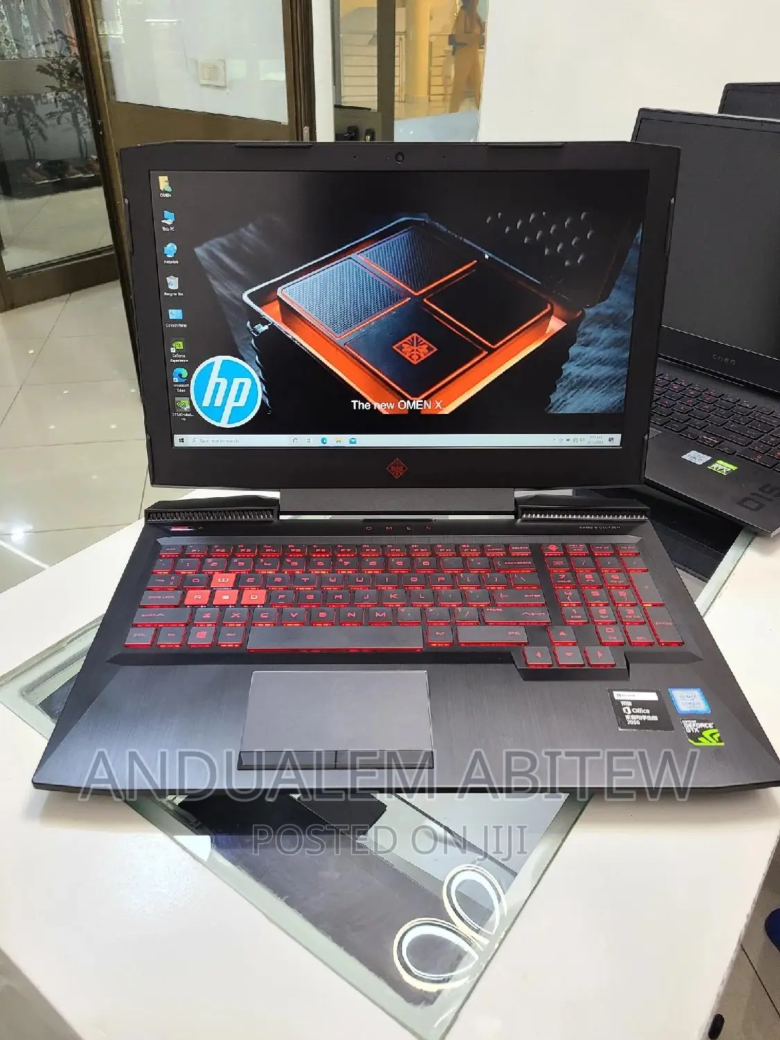 New Laptop HP Omen X 8GB Intel Core I5 SSHD+SSD 1T