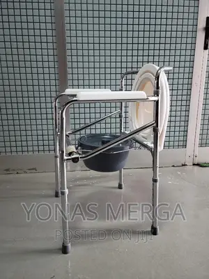 Comfortable 3 in 1 155/Commode/Toilet-Chair/Popo-Chair-Poty