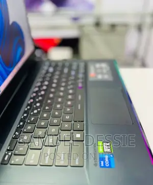 New Laptop MSI GE66 Raider 16GB Intel Core I7 SSD 1T