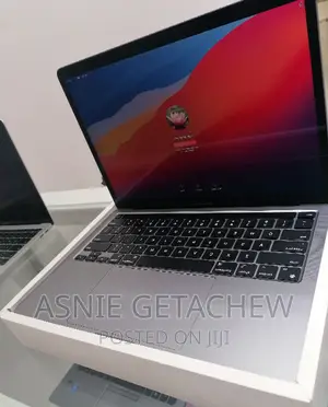 New Laptop Apple MacBook Air 2020 M1 8GB Intel Core I5 SSD 256GB