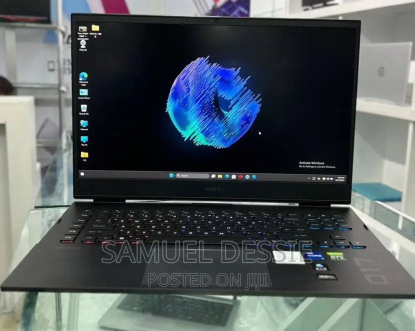 New Laptop HP Omen 17 16GB Intel Core I7 SSD 1T
