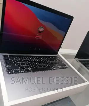 New Laptop Apple MacBook Pro 2020 M1 8GB Apple M1 Pro SSD 256GB