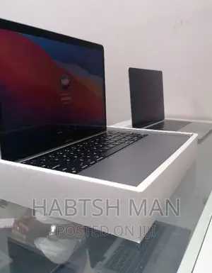 New Laptop Apple MacBook Pro 2020 M1 8GB Apple M1 SSD 256GB