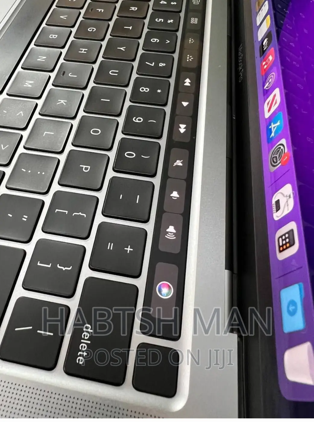 New Laptop Apple MacBook Pro 2020 M1 8GB Apple M1 SSD 256GB