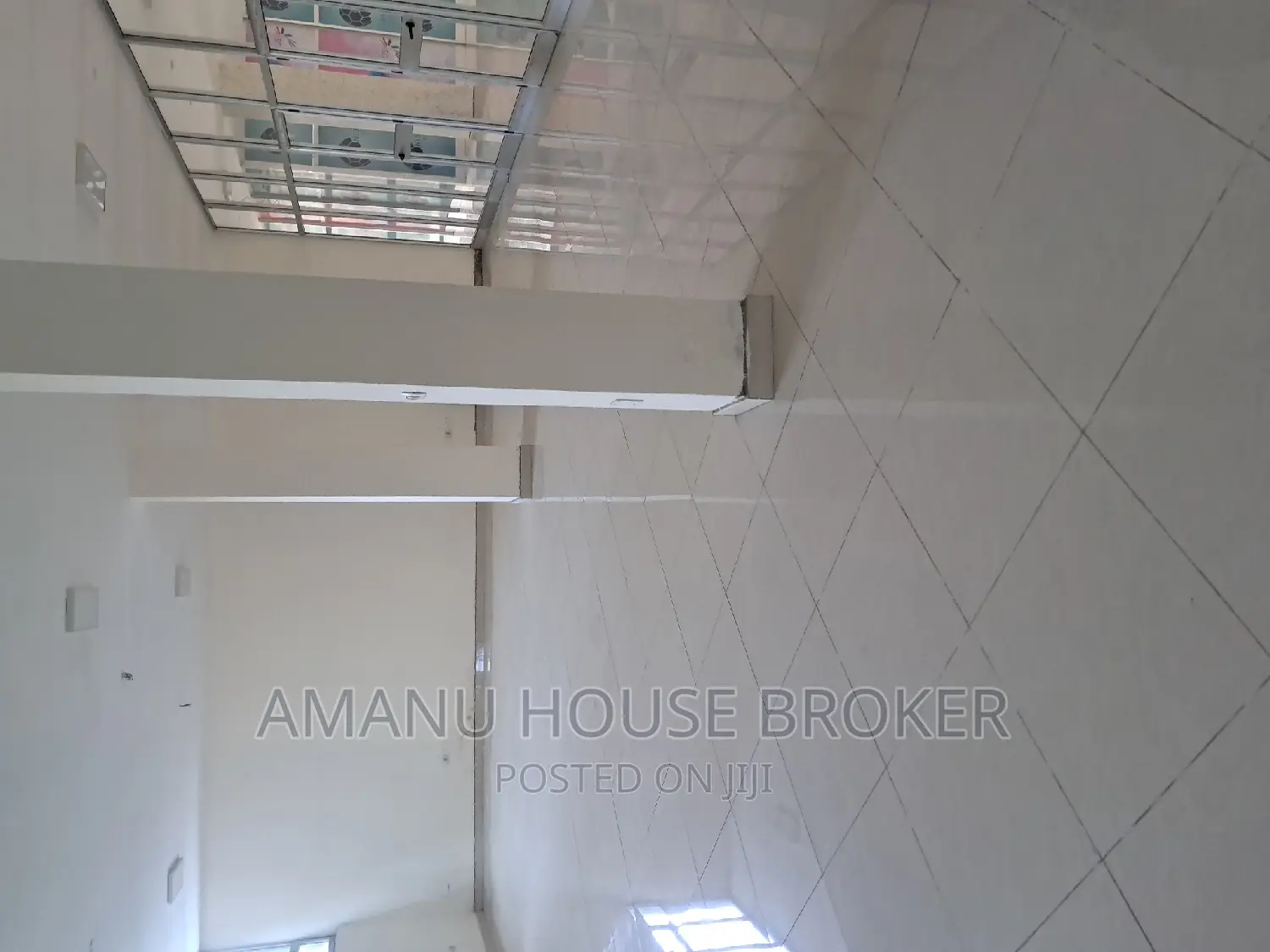 Urgent Rent Office AA Stadium 395sqm, 380sqm, 398sqm