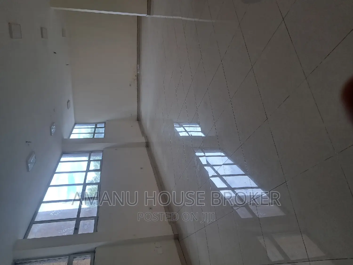 Urgent Rent Office AA Stadium 395sqm, 380sqm, 398sqm