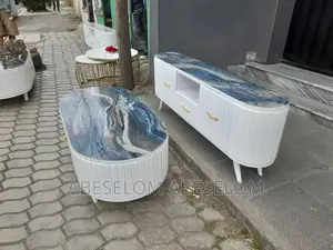 1,50 ቲቪ እስታንድ እና የሶፈ ቴብል