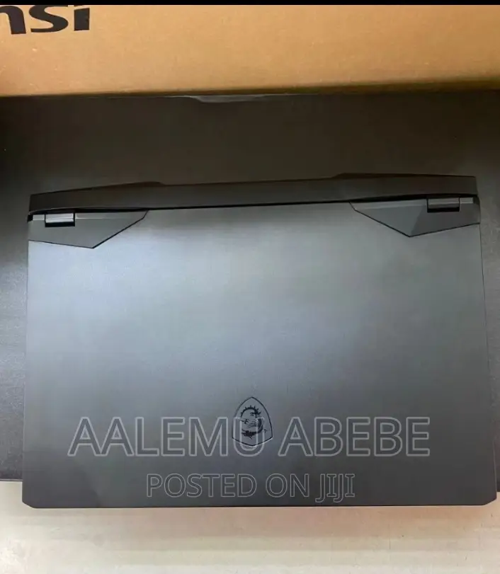 New Laptop MSI GP75 Leopard 32GB Intel Core I7 SSD 1T