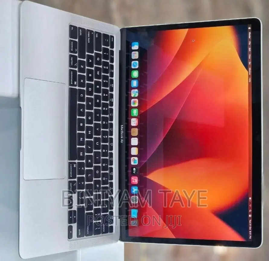 New Laptop Apple MacBook Air 2020 M1 8GB Intel Core I5 SSD 512GB