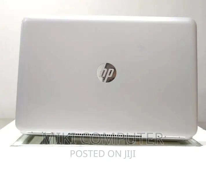 New Laptop HP Pavilion 15 8GB Intel Core I7 HDD 1T