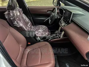 New Toyota Corolla 2023 White