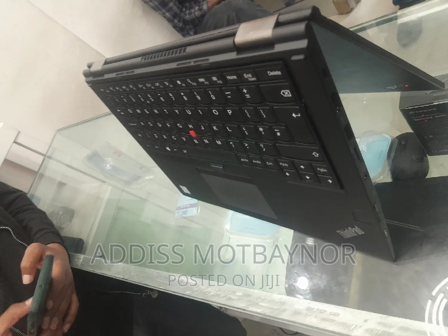 New Laptop Lenovo ThinkPad Yoga 8GB Intel Core I5 SSD 512GB