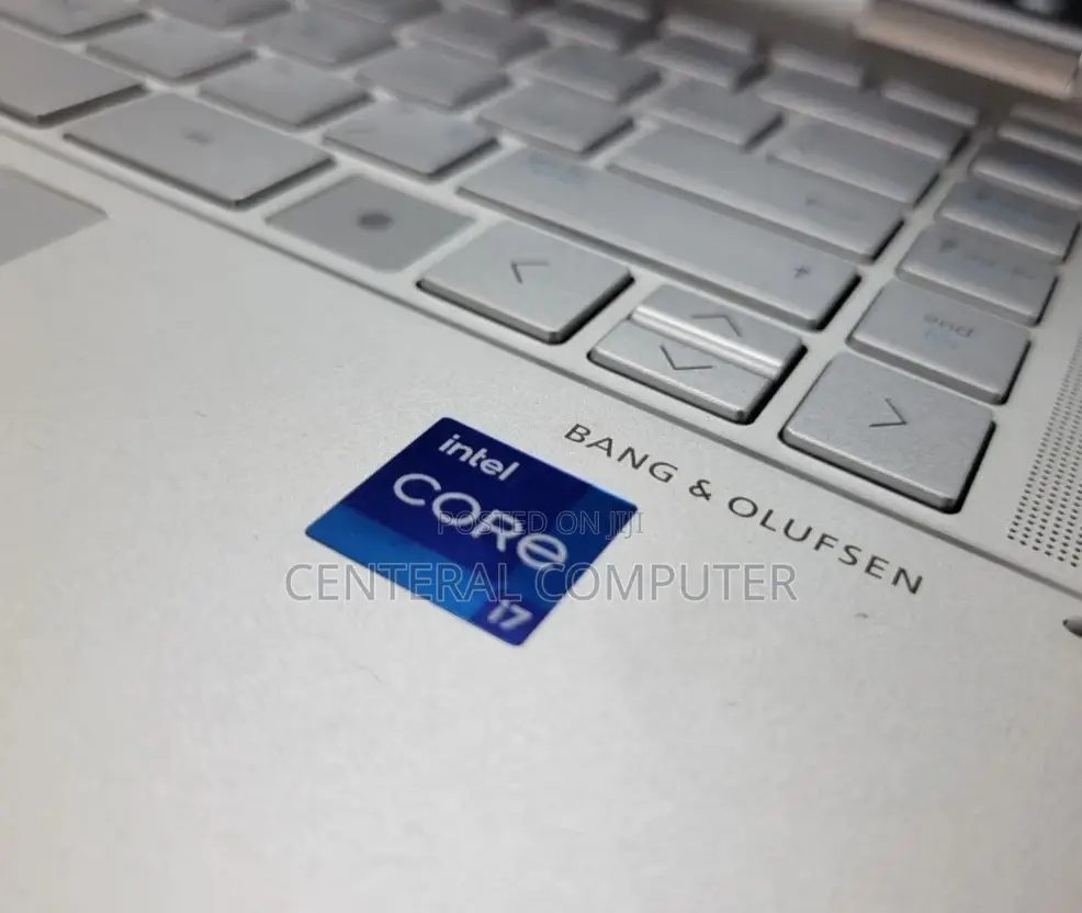 New Laptop HP Envy 17 16GB Intel Core I7 SSD 512GB