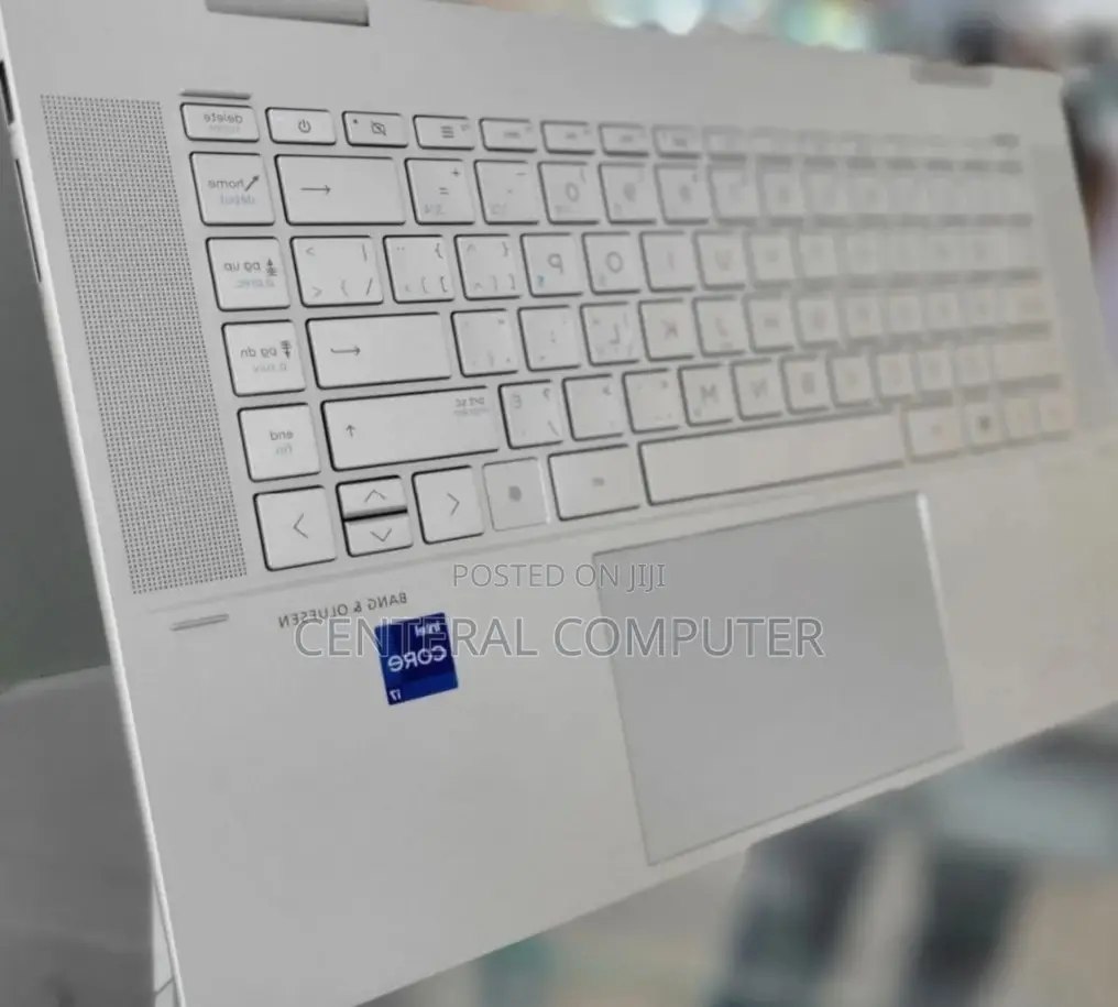 New Laptop HP Envy 17 16GB Intel Core I7 SSD 512GB