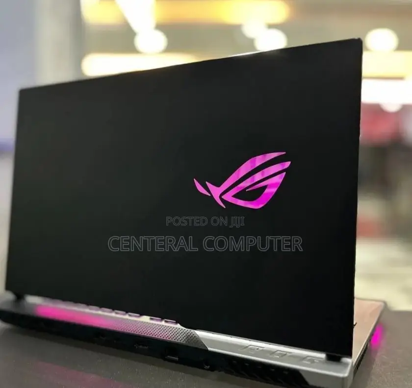 New Laptop Asus ROG Strix G731G 32GB AMD Ryzen 9 SSD 1T