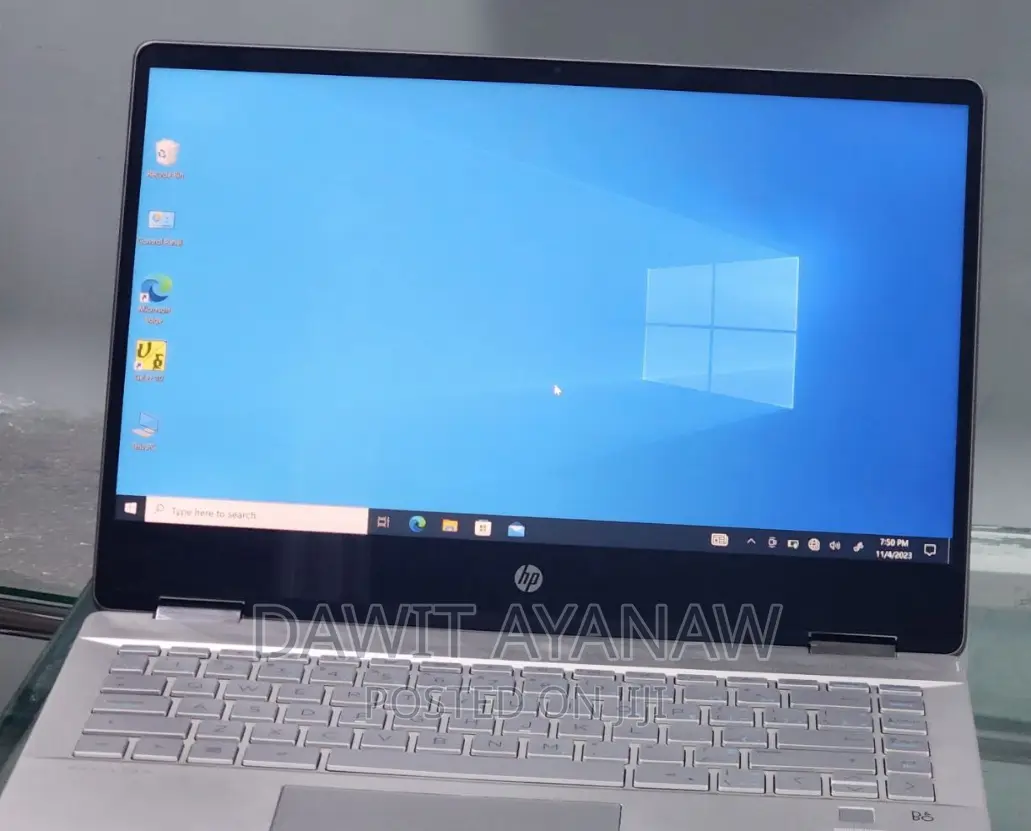 New Laptop HP Pavilion 15 8GB Intel Core I7 SSD 256GB