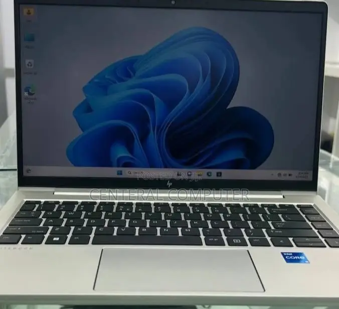 New Laptop HP EliteBook 840 G8 16GB Intel Core I7 SSD 512GB