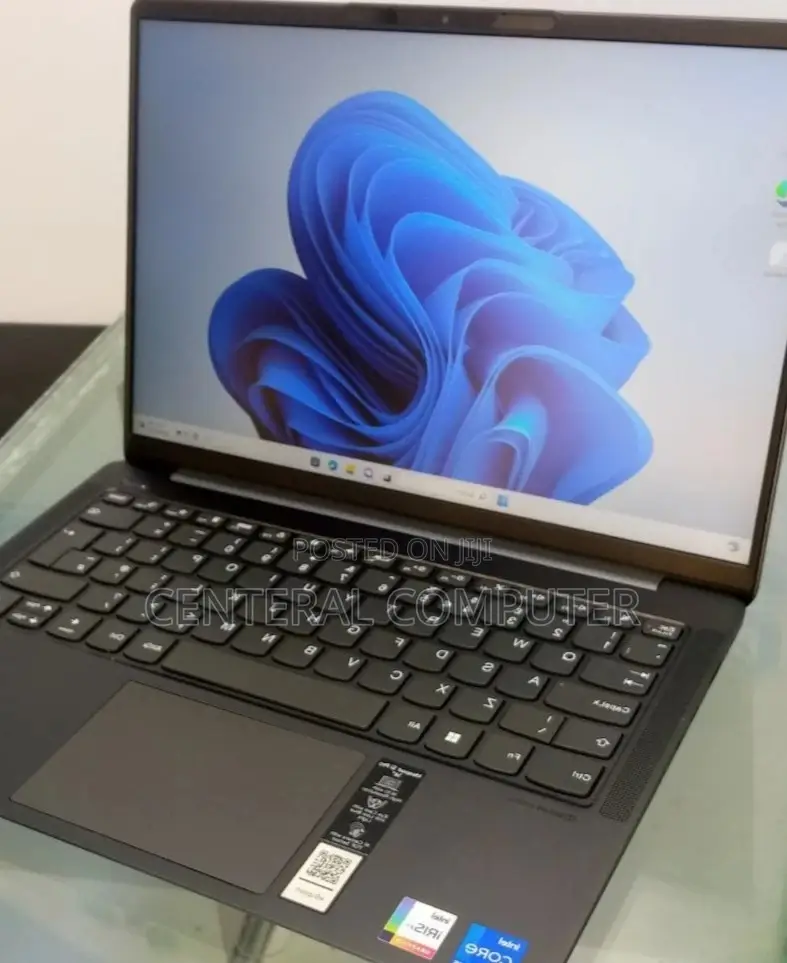 New Laptop Lenovo IdeaPad 110S 8GB Intel Core I5 SSD 512GB