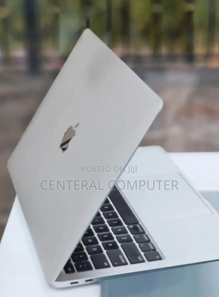 New Laptop Apple MacBook Air 2020 8GB Intel Core I5 SSD 512GB