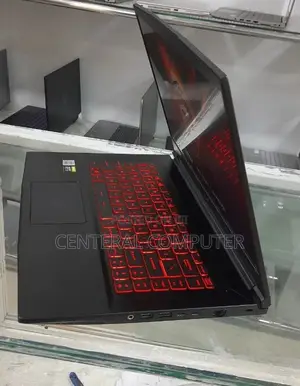 New Laptop MSI GE66 Raider 16GB Intel Core I7 SSD 512GB