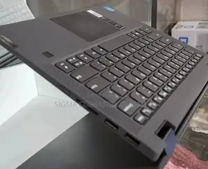 New Laptop Lenovo Flex 5 16GB Intel Core i5 SSD 512GB