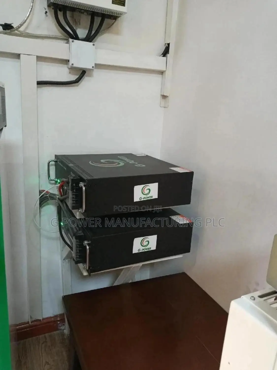 Lithium Ion Battery With Inverter