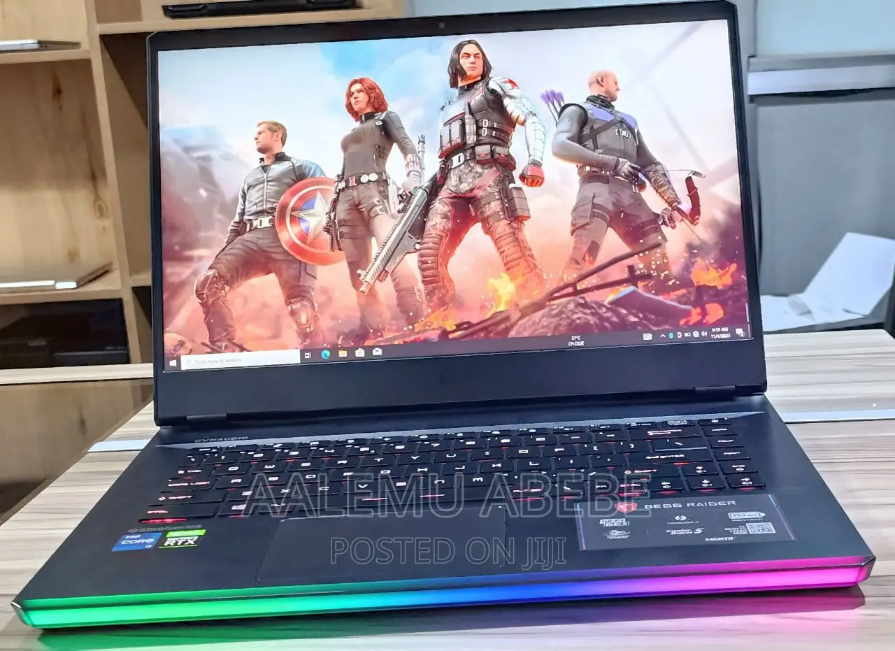 New Laptop MSI GE66 Raider 32GB Intel Core I7 SSD 1T