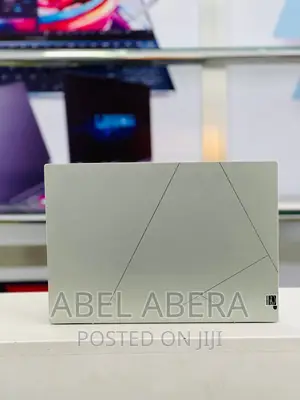 New Laptop Asus Vivobook E410M 16GB Intel Core I7 SSD 512GB