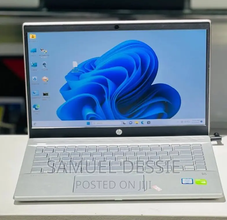 New Laptop HP Pavilion 15 8GB Intel Core I7 HDD+SSD 1T